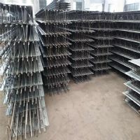 新之杰鋼中杰供應鋼筋桁架樓承板定制